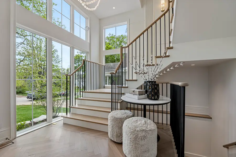 6 S Elm Street, Hinsdale, IL 60521 - #3