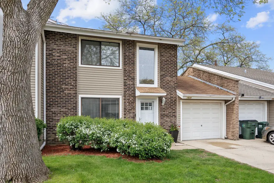 1624 E Waterford Lane #1624, Palatine, IL 60074 - #2