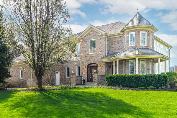 38868 N Oakcrest Lane, Wadsworth, IL 60083