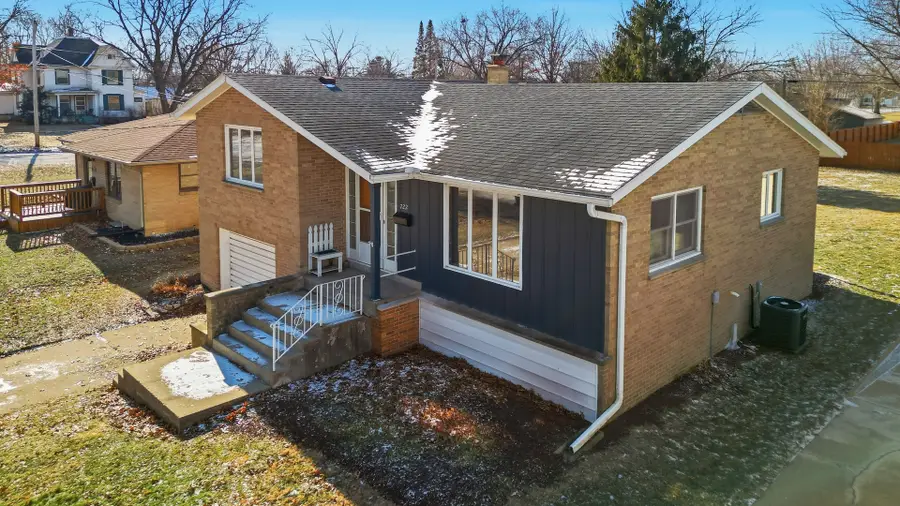 722 9th Avenue, Rock Falls, IL 61071 - #3