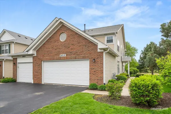 24019 W Pear Tree Circle, Plainfield, IL 60585