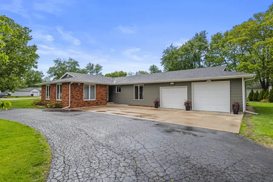 405 N First Street, Fisher, IL 61843 - #2