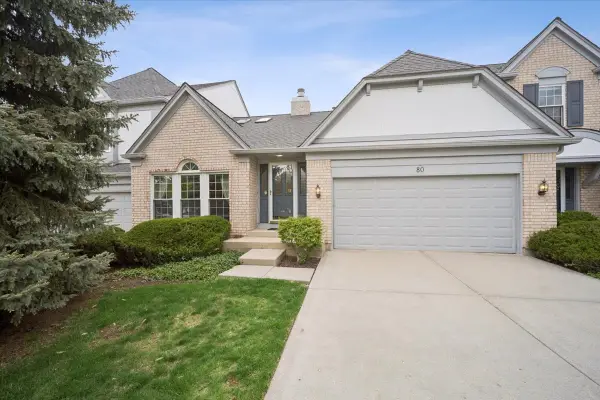 80 Fontaine Court, Bloomingdale, IL 60108