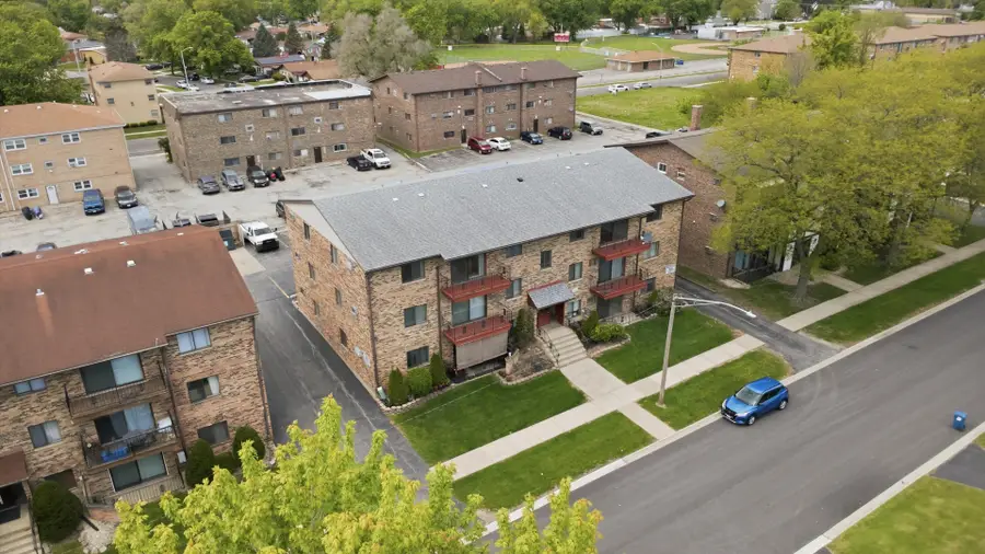 11810 S Komensky Avenue #102, Alsip, IL 60803 - #3