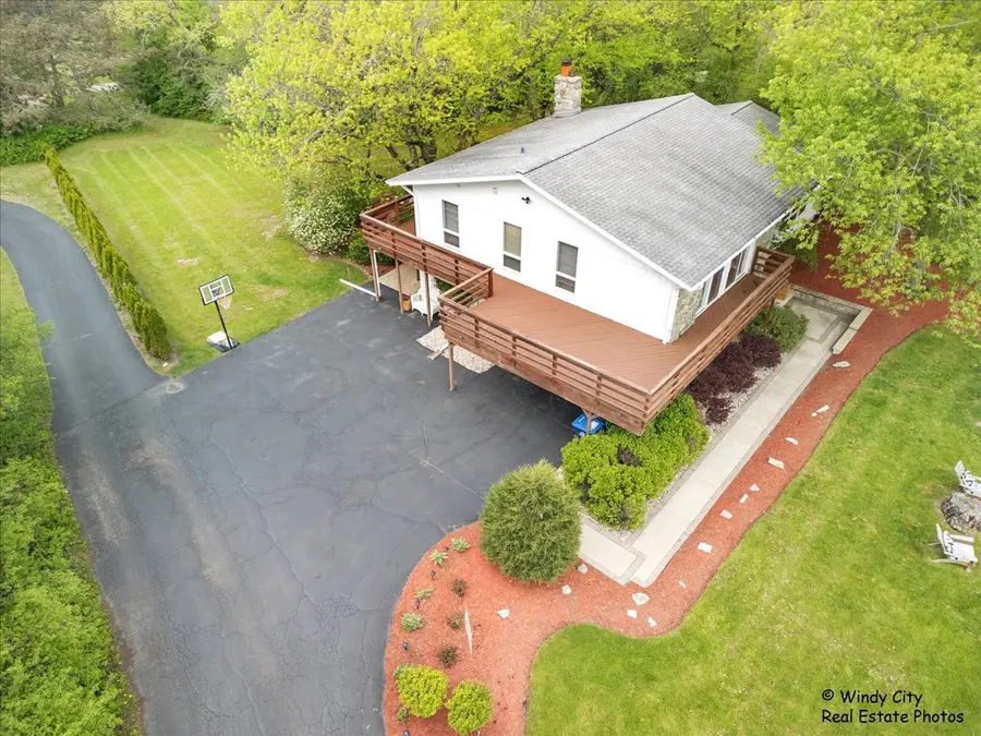 472 Knollwood Drive, Barrington, IL 60010 - #3