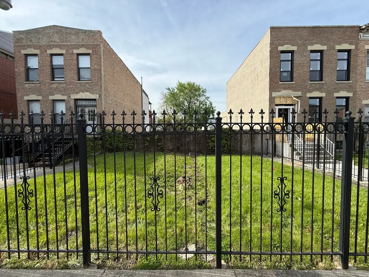 2417-19 W Flournoy Street, Chicago, IL 60612 - #1