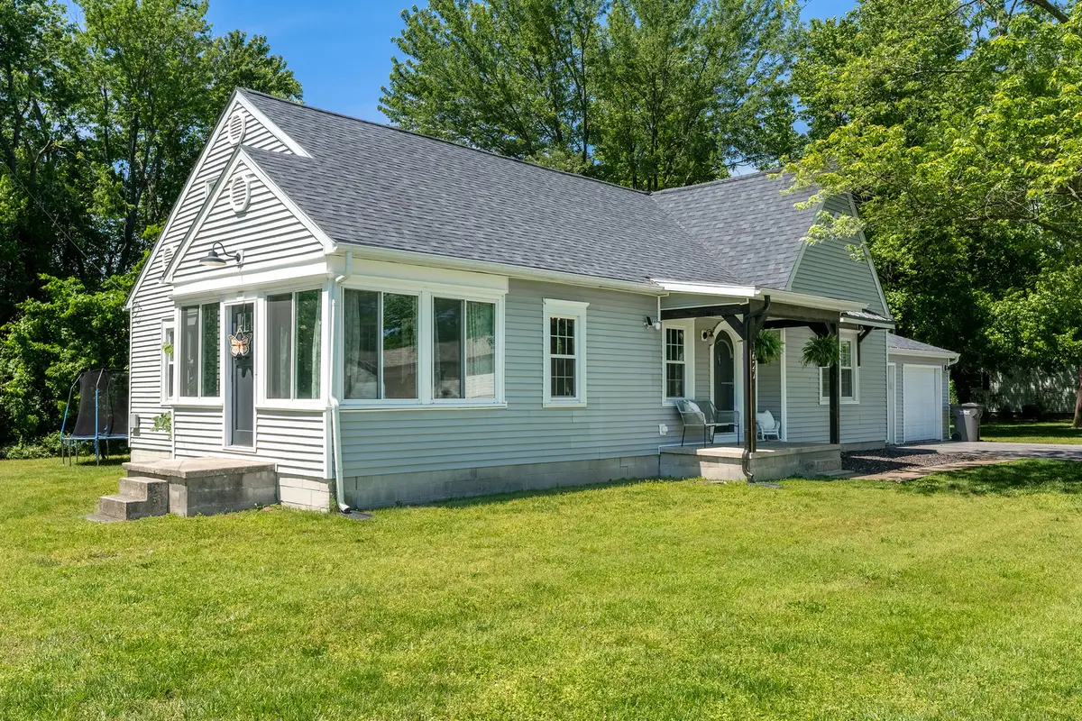1627 S Division Street, Carterville, IL 62918 - #1