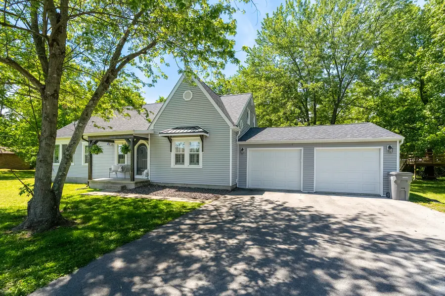 1627 S Division Street, Carterville, IL 62918 - #3