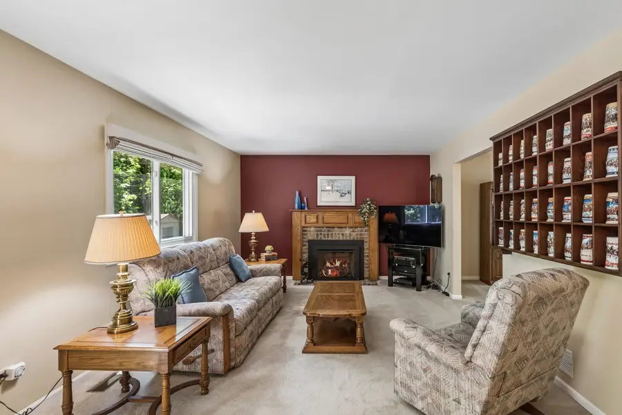 2079 Lawson Boulevard, Gurnee, IL 60031 - #3