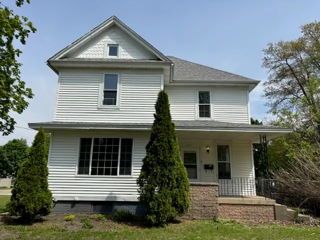 404 SE 1st Street, Galva, IL 61434 - #2