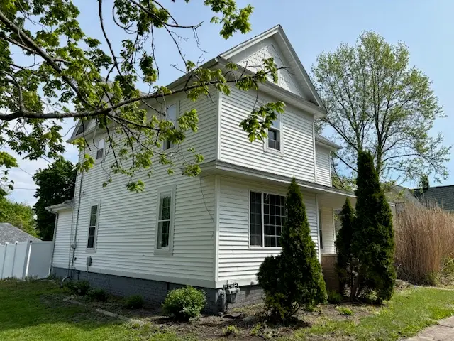 404 SE 1st Street, Galva, IL 61434 - #3