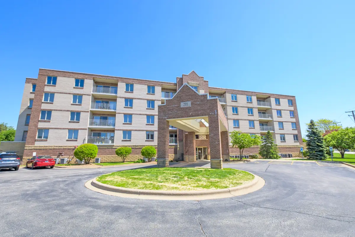 201 W Brush Hill Road #305, Elmhurst, IL 60126 - #1
