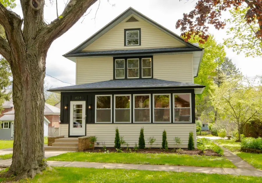 409 S 3rd Street, West Dundee, IL 60118 - #3