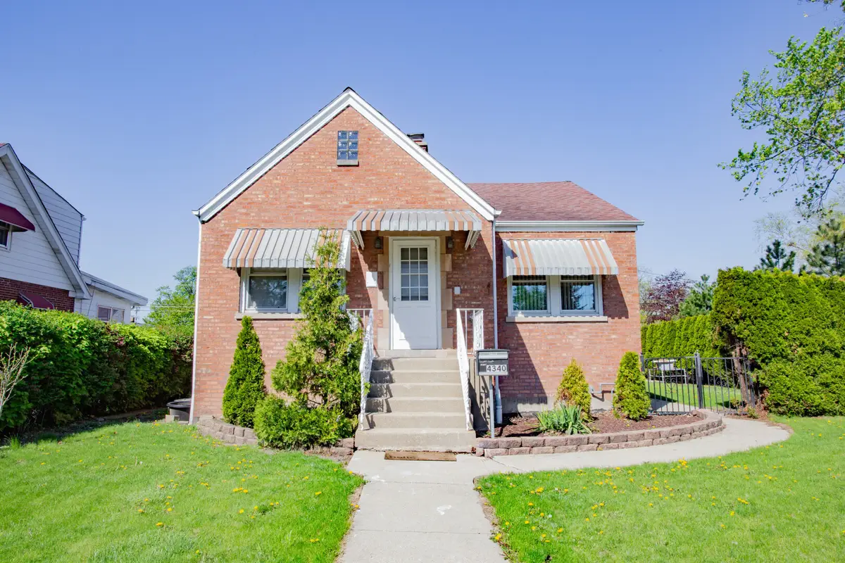 4340 Kolze Avenue, Schiller Park, IL 60176 - #1
