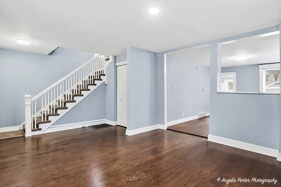 937 N County Street, Waukegan, IL 60085 - #3