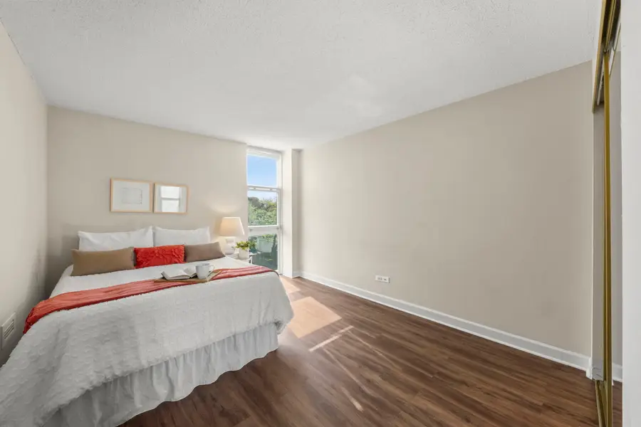 1043 S York Road #208, Bensenville, IL 60106 - #3
