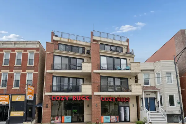 1633 N Clybourn Avenue #3, Chicago, IL 60614