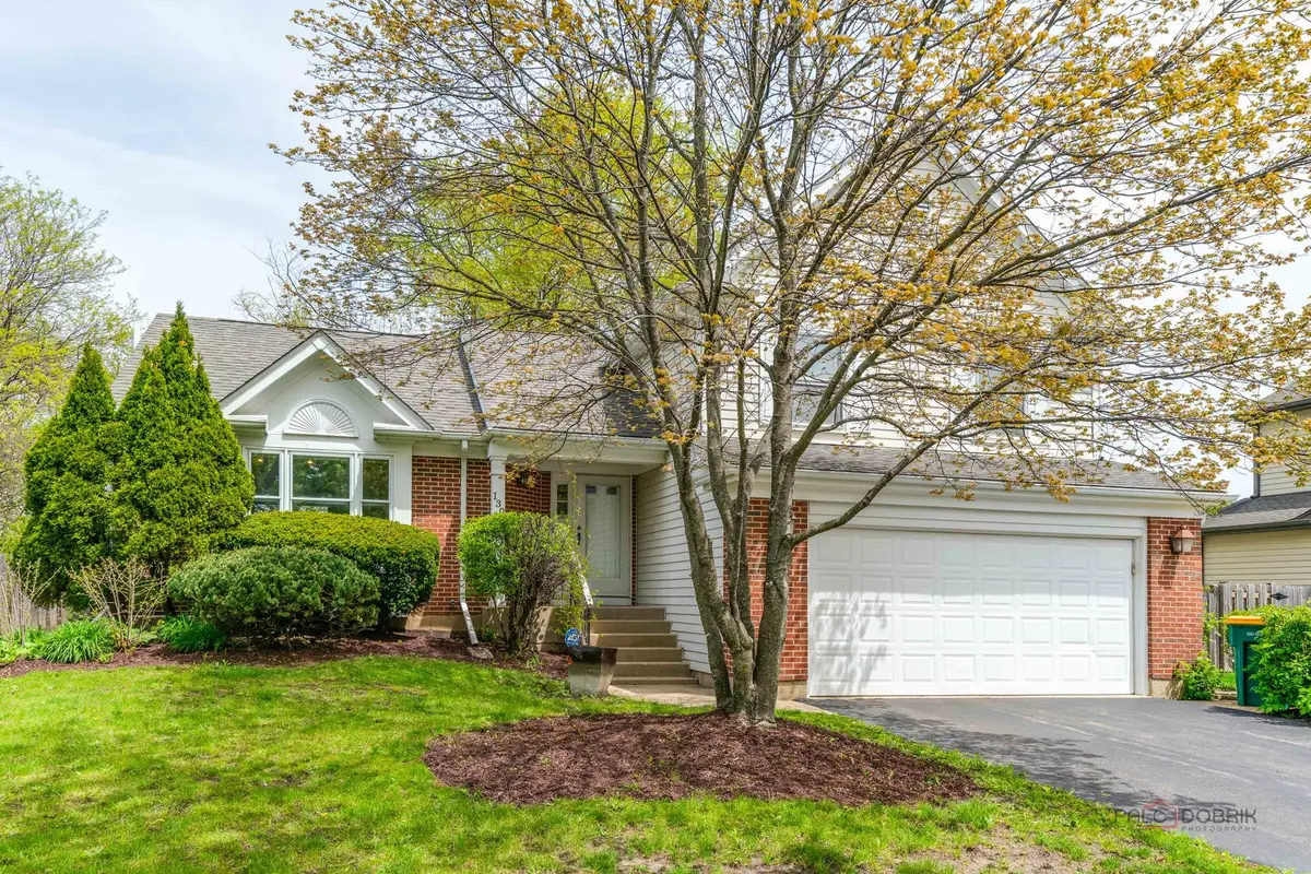 130 Newfield Court, Buffalo Grove, IL 60089 - #1