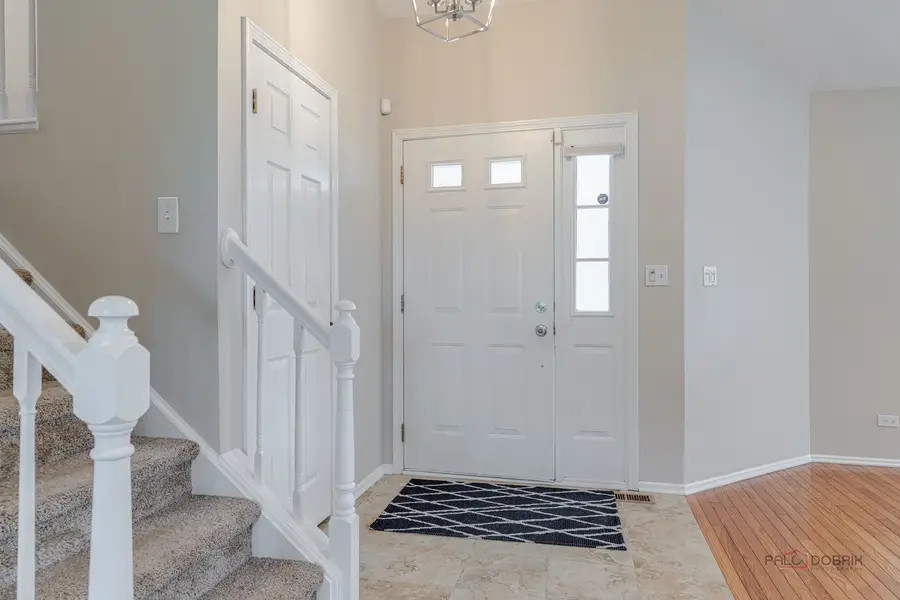 130 Newfield Court, Buffalo Grove, IL 60089 - #3