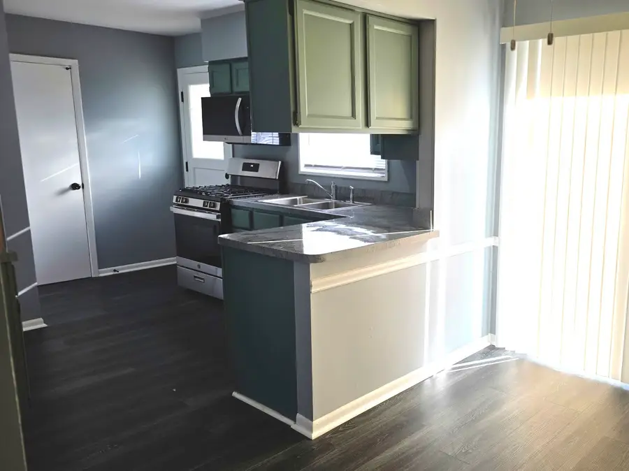 Address Withheld By Seller, Elk Grove Village, IL 60007 - #3