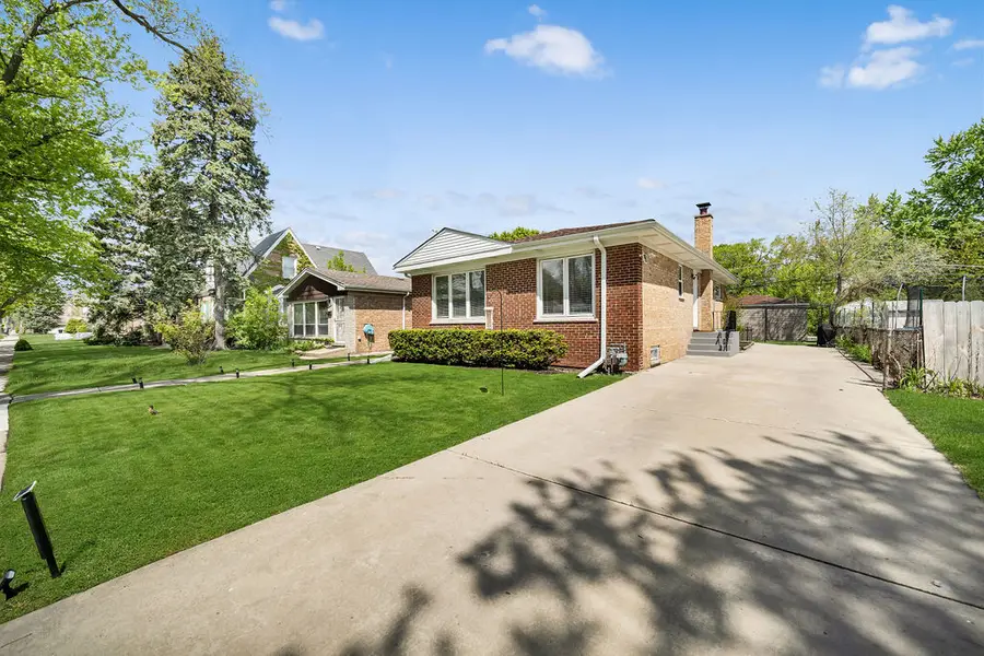 3816 Howard Street, Skokie, IL 60076 - #3
