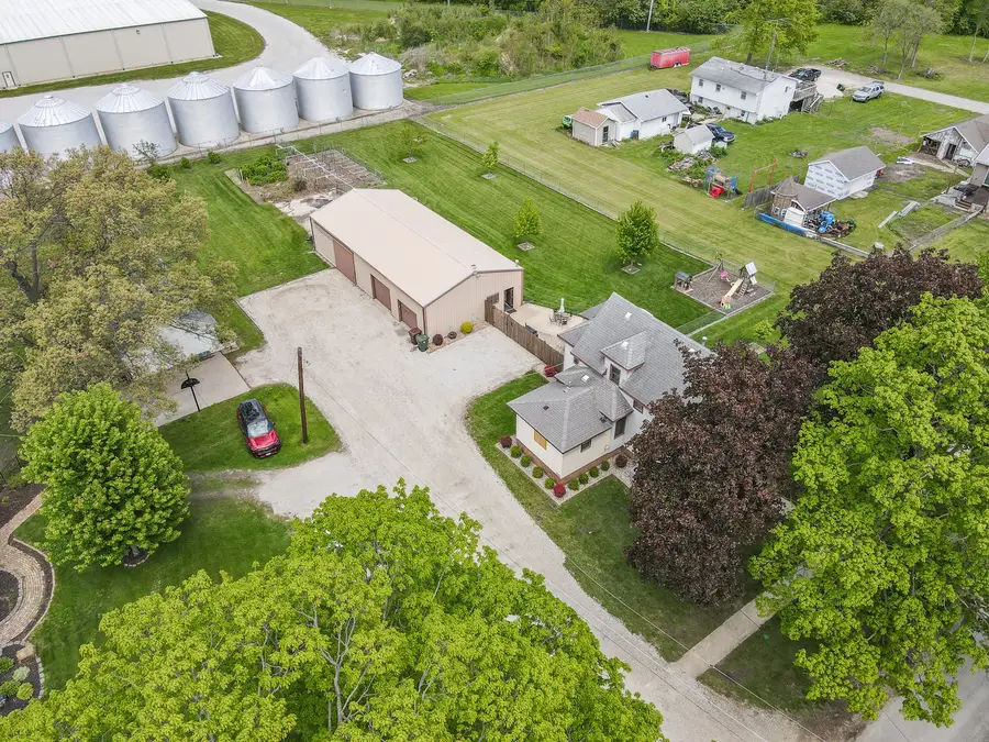 205 W 6th Street, Aroma Park, IL 60910 - #3