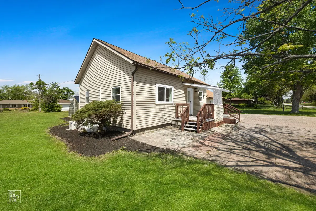 620 N 5th Street, Coal City, IL 60416 - #1