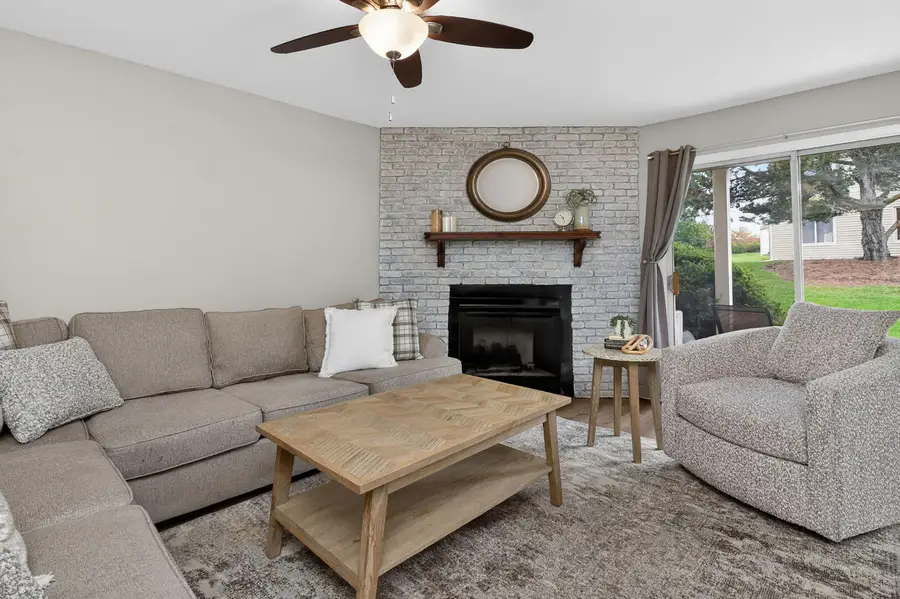 7040 Remington Court #101, Woodridge, IL 60517 - #3