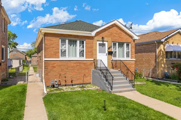 1618 Gunderson Avenue, Berwyn, IL 60402