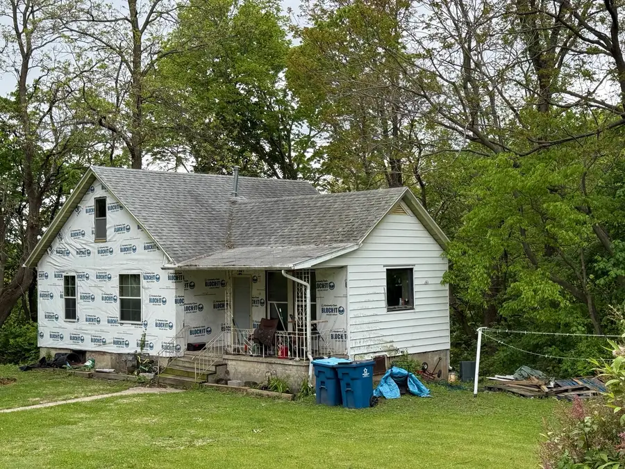 413 E Saint Paul Street, Spring Valley, IL 61362 - #2