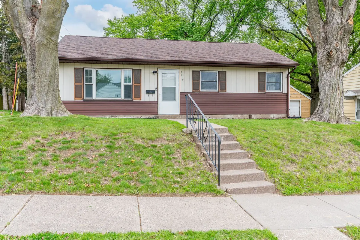 2318 N Sturdevant Street, Davenport, IA 52804 - #1
