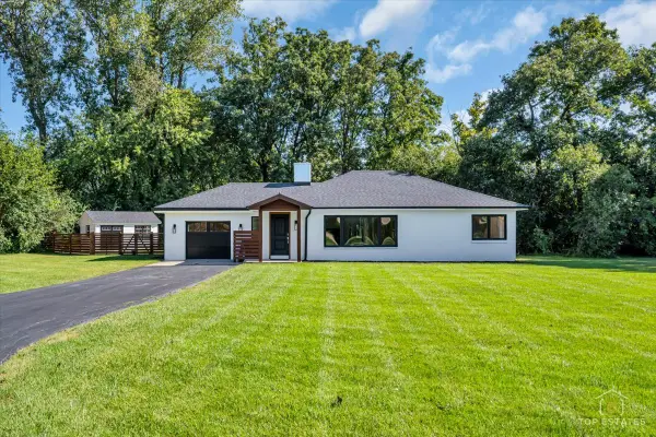 2320 Duffy Lane, Riverwoods, IL 60015