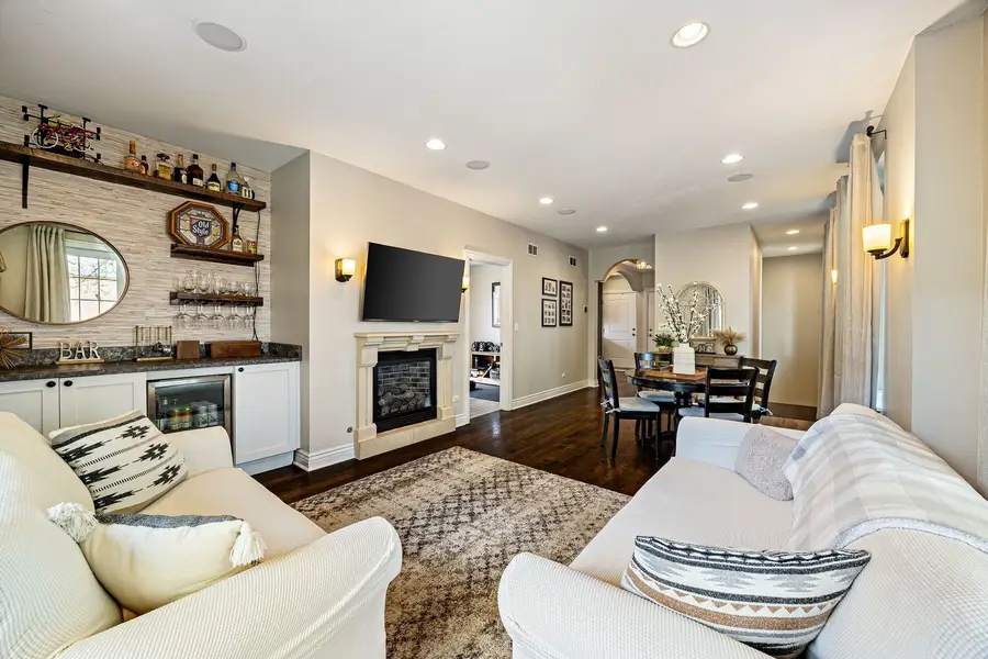 3435 W Belmont Avenue #1S, Chicago, IL 60618 - #2