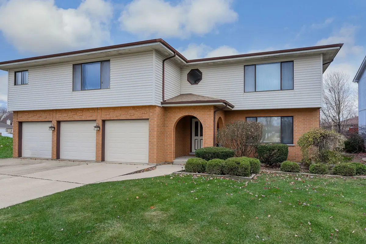 310 Starling Court #B, Bloomingdale, IL 60108 - #1