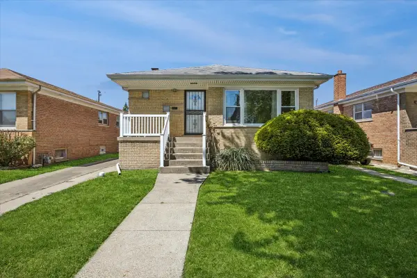 14522 S Calhoun Avenue, Burnham, IL 60633