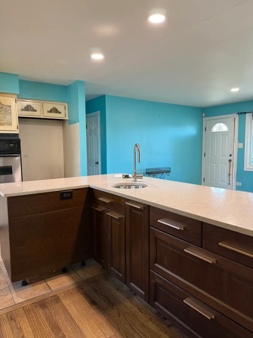 655 W Comstock Avenue, Elmhurst, IL 60126 - #2