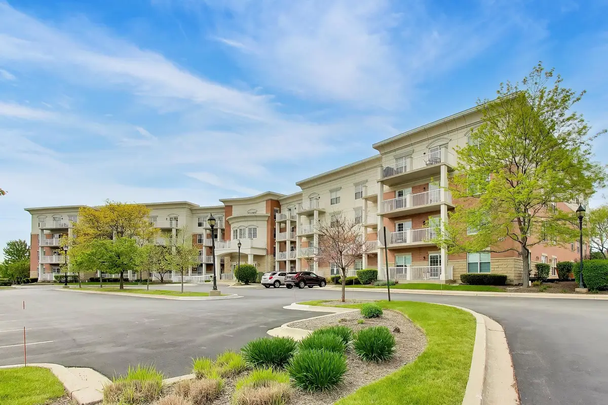 601 W Rand Road #201, Arlington Heights, IL 60004 - #1