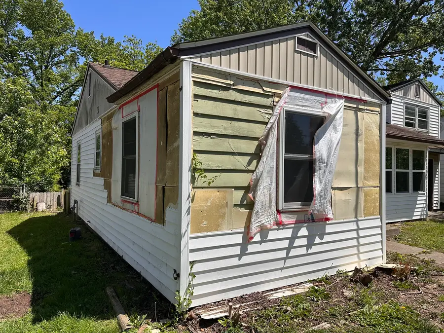 604 N 7th Street, Herrin, IL 62948 - #3
