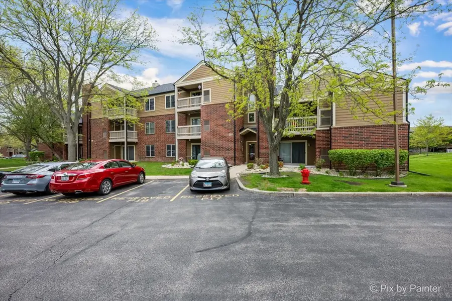 110 Glengarry Drive #10-106, Bloomingdale, IL 60108 - #3