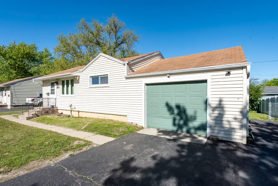 2123 N Mcaree Road, Waukegan, IL 60087 - #3