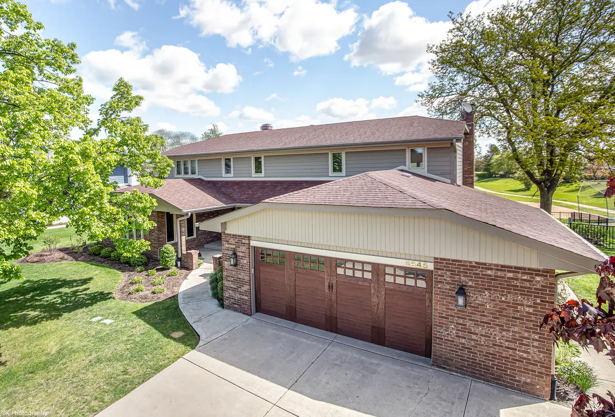 6645 Wedgewood Lane, Willowbrook, IL 60527 - #1