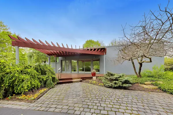 43 Overbrook Road, South Barrington, IL 60010