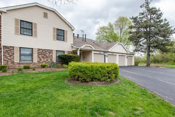 5227 Rockpointe Court #5227, Gurnee, IL 60031