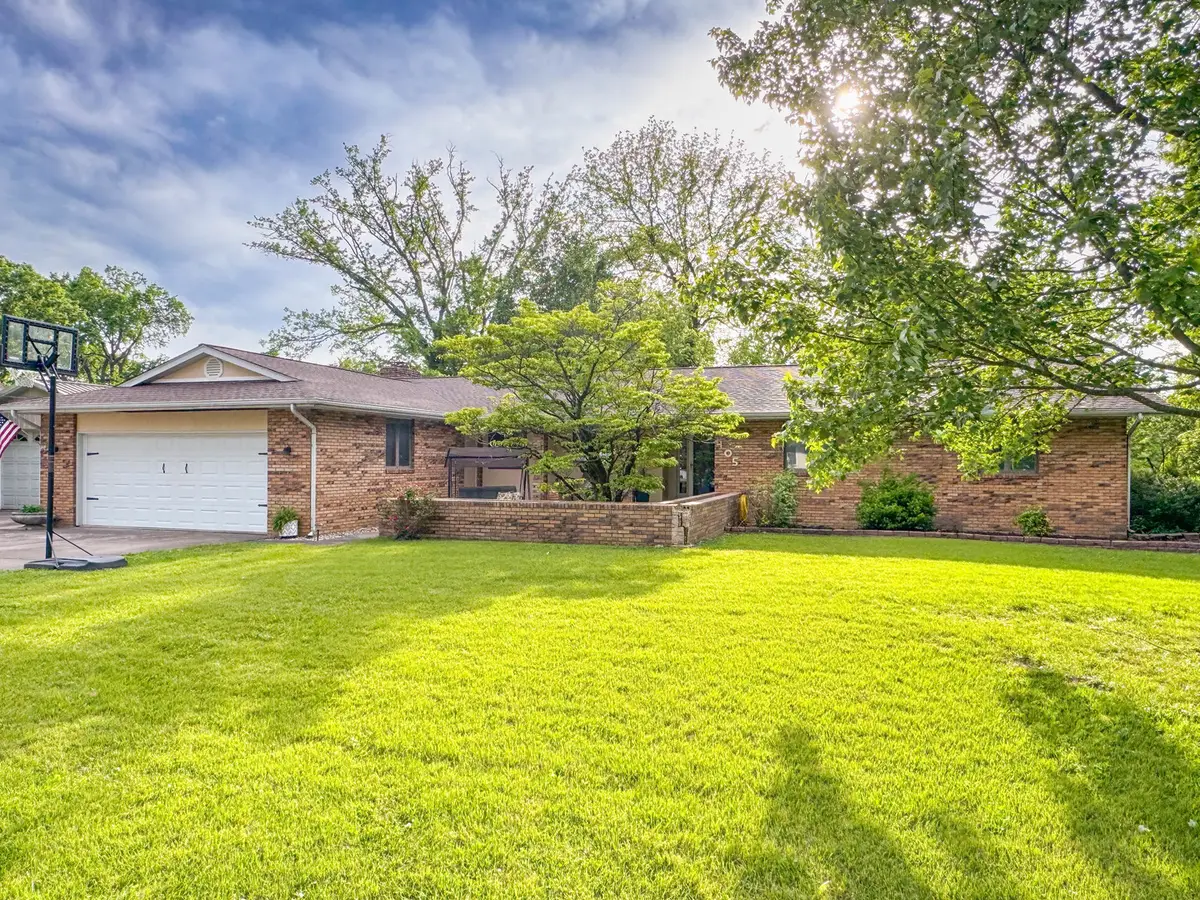 405 N Main Street, Jonesboro, IL 62952 - #1
