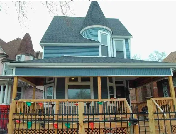 435 W Winneconna Parkway, Chicago, IL 60620
