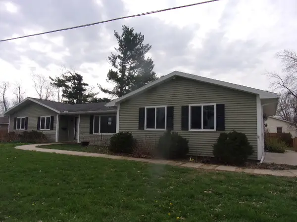 902 E Richardson Street, Farmer City, IL 61842