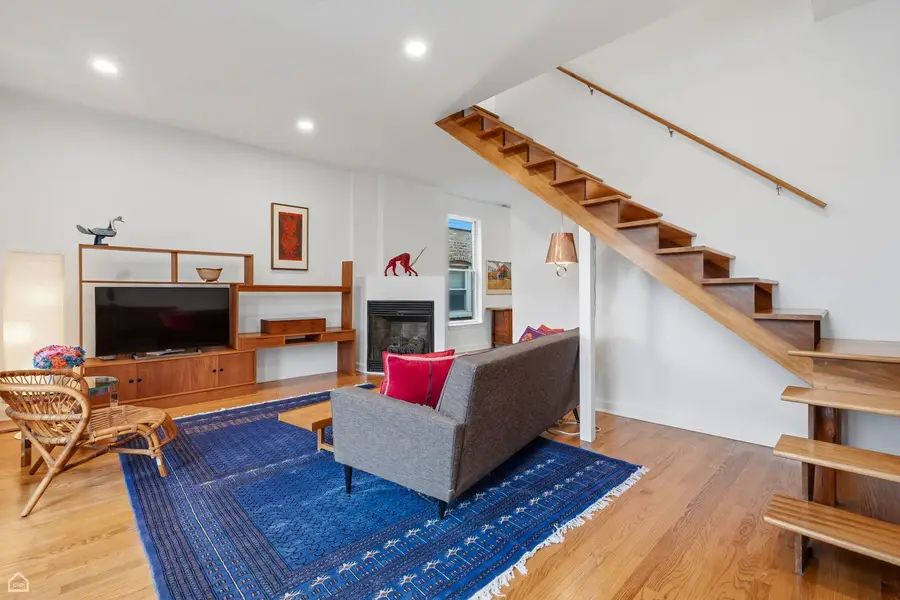 1820 W Superior Street #2R, Chicago, IL 60622 - #2