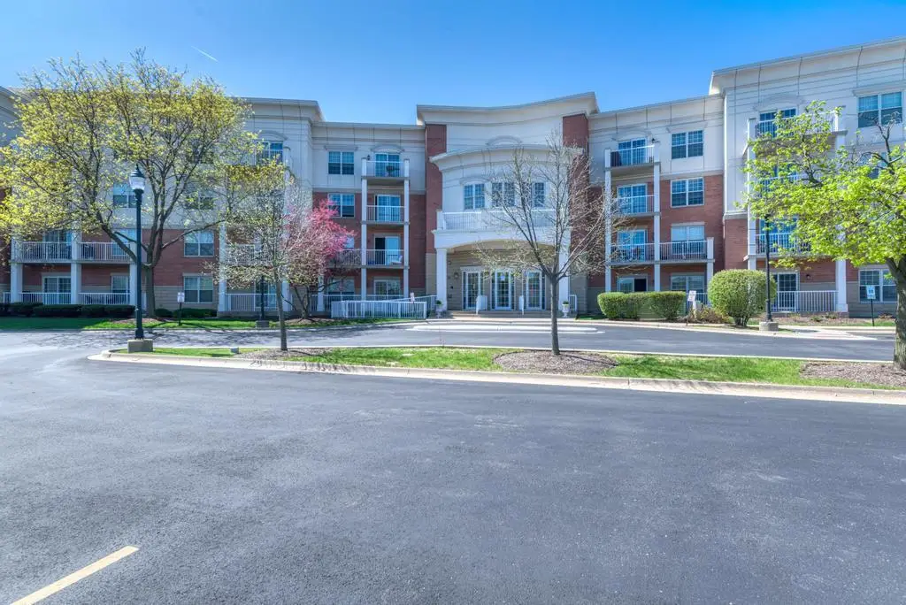 601 W Rand Road #106, Arlington Heights, IL 60004 - #1
