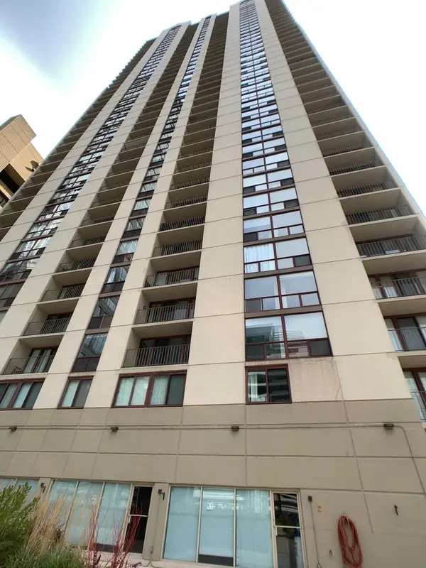 200 N Dearborn Street #1002, Chicago, IL 60601