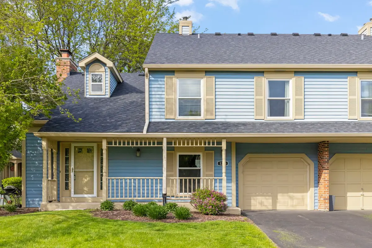1353 Queensgreen Circle #1502, Naperville, IL 60563 - #1